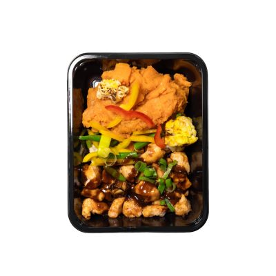 Maaltijdbox met kip, zoete aardappelpuree en groenten